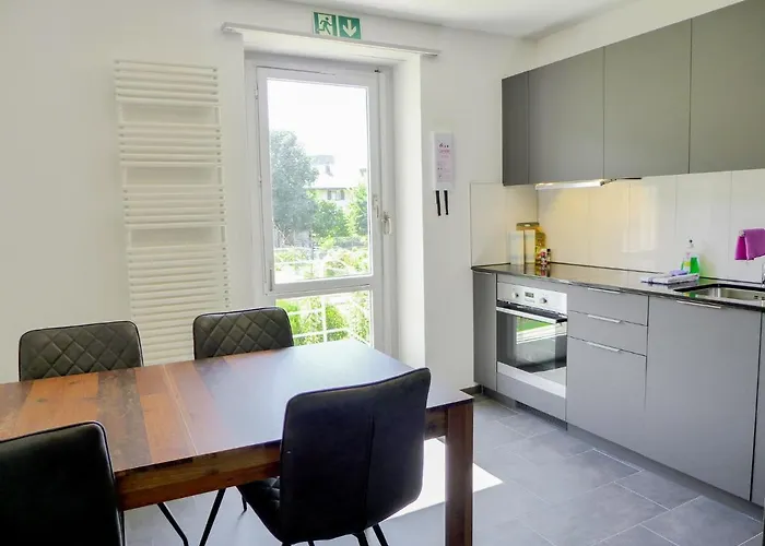 Apartment Henry's 100 By Interhome *