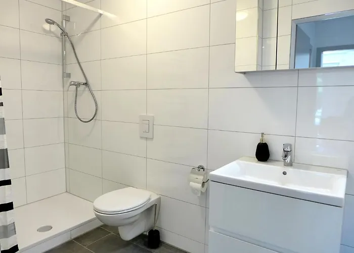 Henry's 100 By Interhome Interlaken