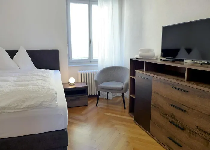 Apartment Henry's 100 By Interhome